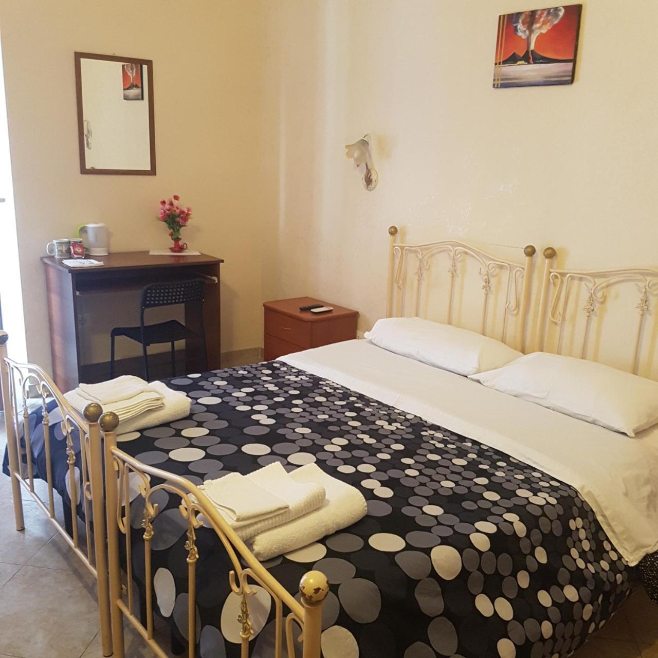 San Gaetano Bed Bed & Breakfast Napoli Eksteriør bilde